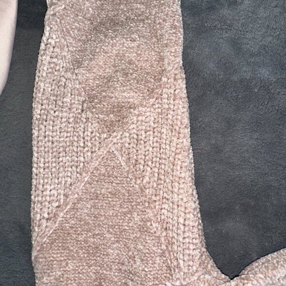 Velvet Soft Chunky Knit Tan Turtleneck Sweater / Women's Small - Picture 7 of 10